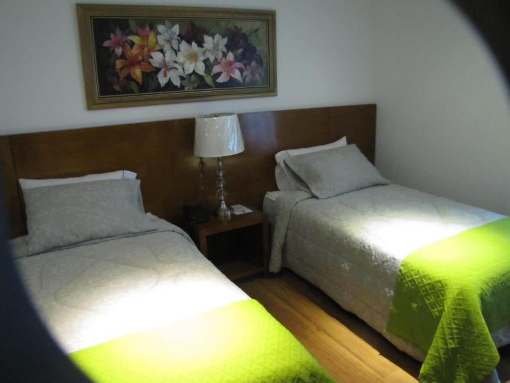 Hotel Casa Mahanaim Colferias, Bogotá Eksteriør bilde
